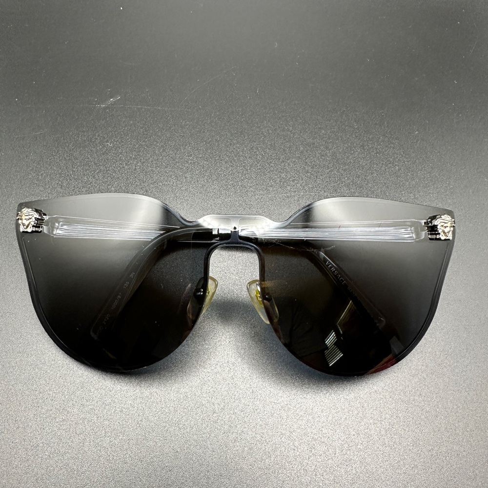 Authentic RARE Versace Cat Eye MOD 2120 Sunglasses Medusa Icon Italian